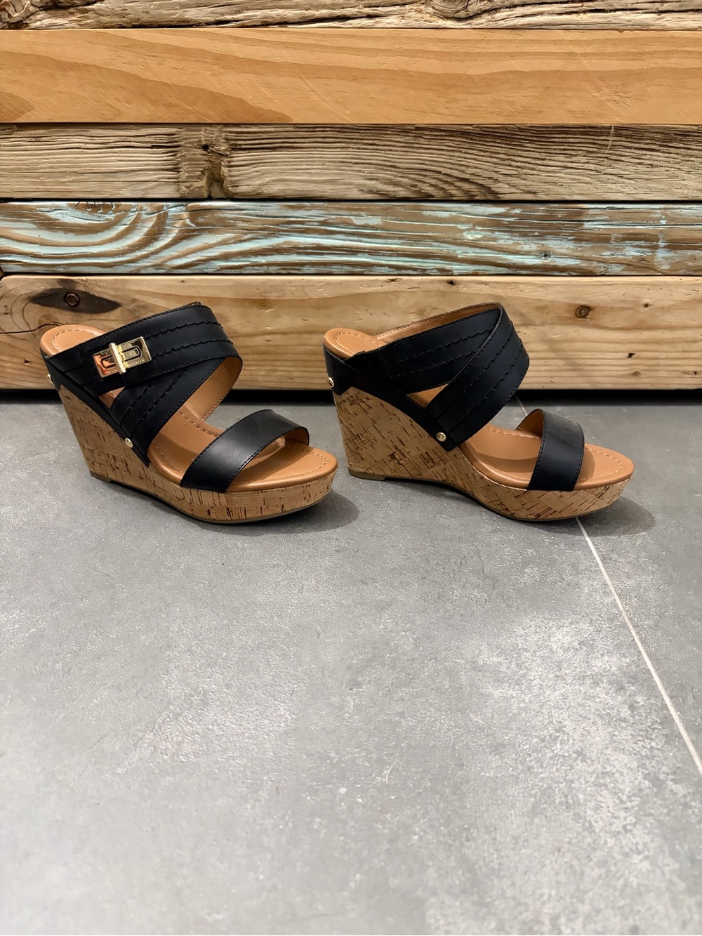 Tommy Hilfiger Black Cork Wedge Sandals Size 6.5 Never Worn